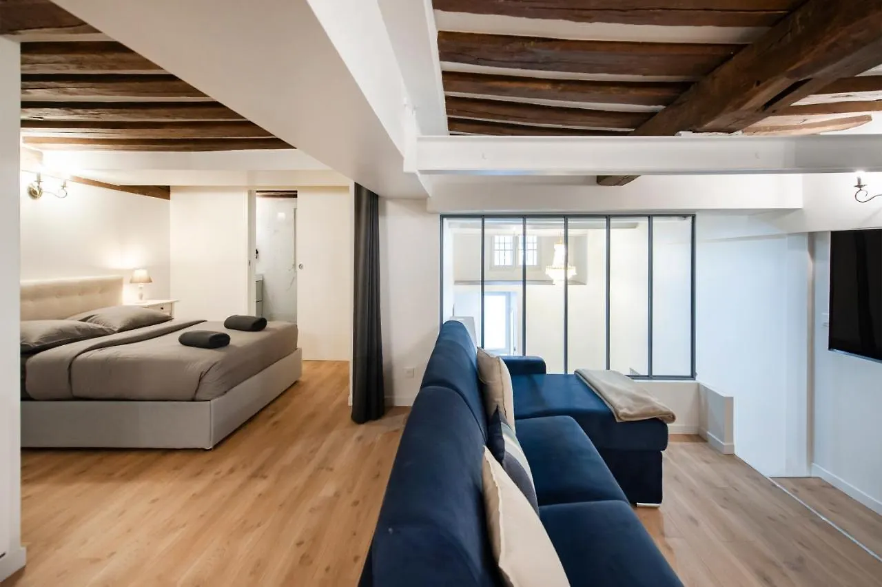 Apartment Place Du Pantheon