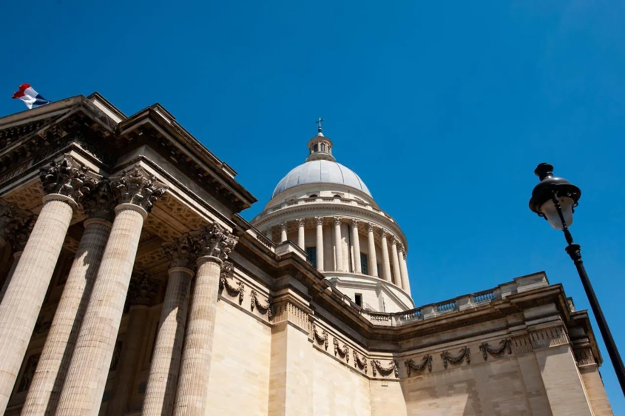 Place Du Pantheon Apartament *